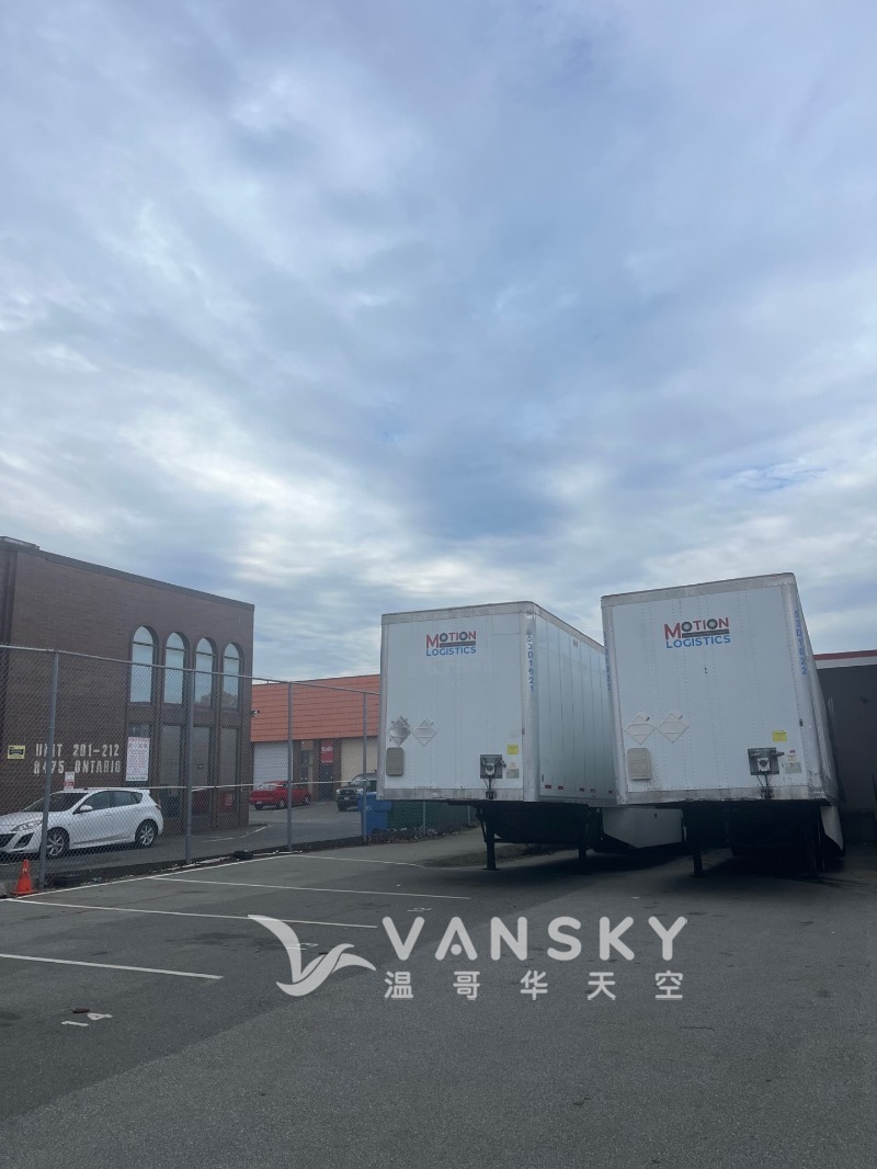 260716163112_loading dock with truck.jpg